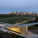SAIT Parkade / Bing Thom Architects SAIT Parkade / Bing Thom Architects © Nic Lehoux (Courtesy of Bing Thom Architects)