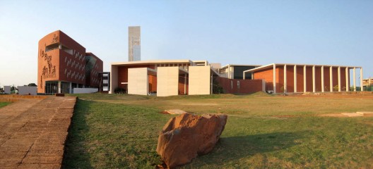 International Management Institute / Abin Design Studio