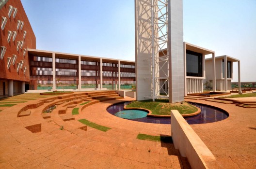 International Management Institute / Abin Design Studio