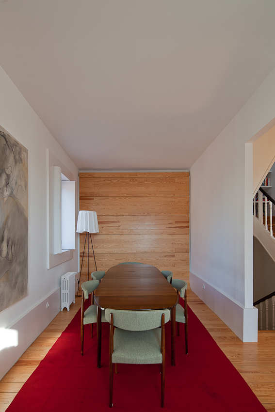 EA House / Barbosa & Guimarães