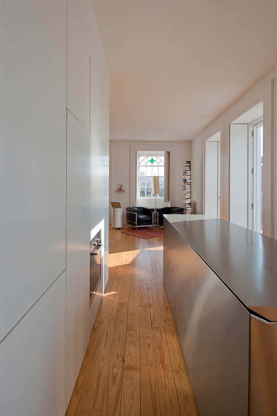 EA House / Barbosa & Guimarães