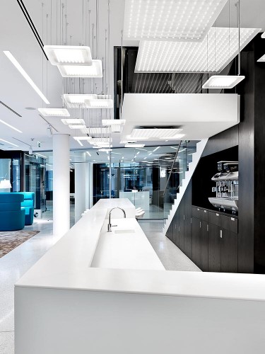 The Flagship Store / Solid Architecture