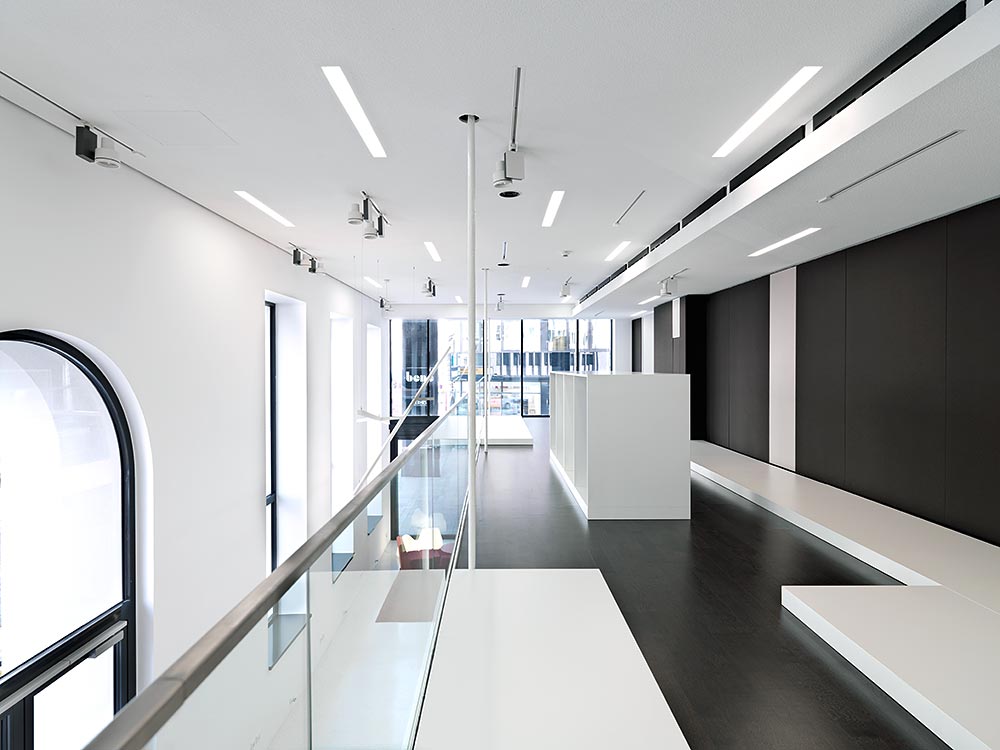 The Flagship Store / Solid Architecture