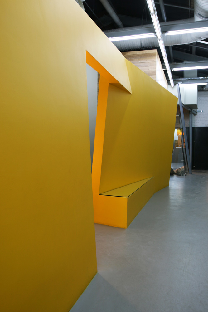 Office of the Forward Media Group Publishing House / Za Bor Architects
