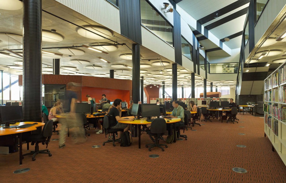 Central Institute of Technology / T&Z