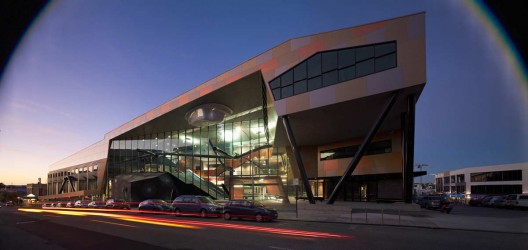 Central Institute of Technology / Lyons, Perth architectural company T&Z