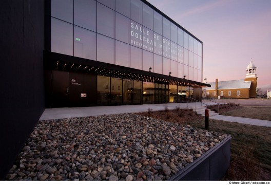 Dolbeau-Mistassini Theatre / Paul Laurendeau Architecte, Jodoin Lamarre Pratte