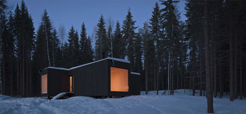 Four-cornered Villa / Avanto Architects