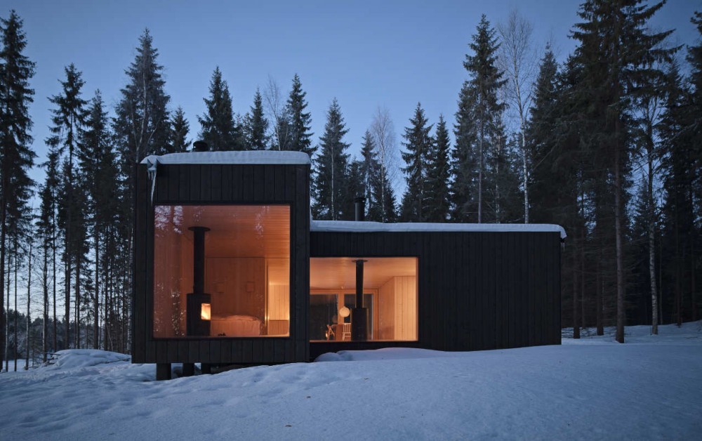 Four-cornered Villa / Avanto Architects