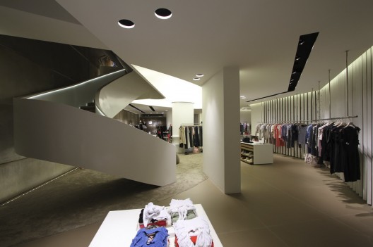 Ensayar / Adrianopoulos + Associates