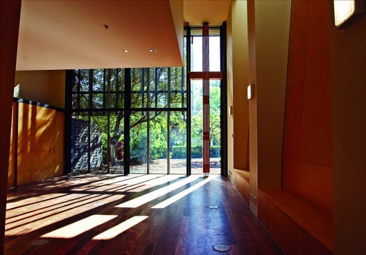 Centre Of Theology And Ministry / Williams Boag Architects