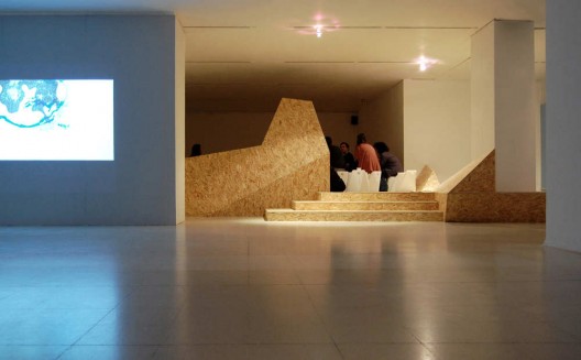 Shadowboxing Exhibition / Slowscape Collective