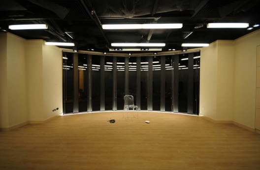 The Hong Kong Federation of Women T.S. Kwok Service Centre / Barrie Ho