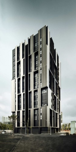 Social Housing Tower Of 75 Units In Europa Square / Roldán + Berengué