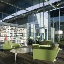 Sunrise Mountain Library / richärd+bauer Sunrise Mountain Library / richärd+bauer © Bill Timmerman