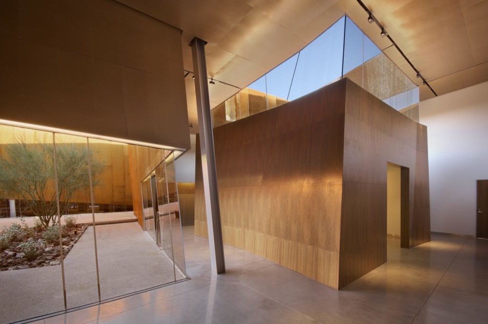 Arabian Library / richärd+bauer