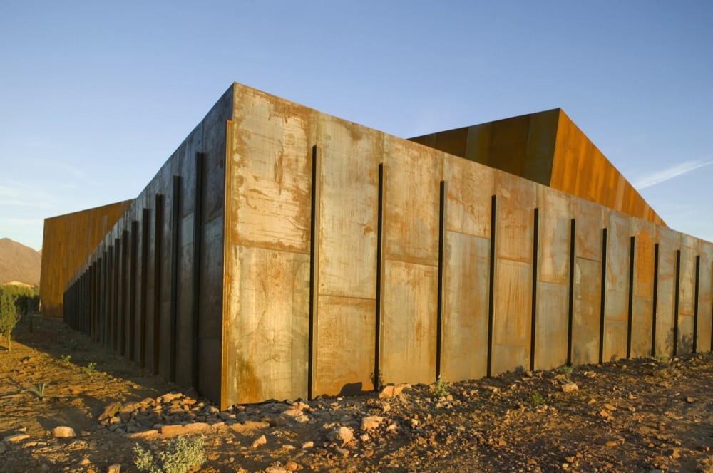 Arabian Library / richärd+bauer