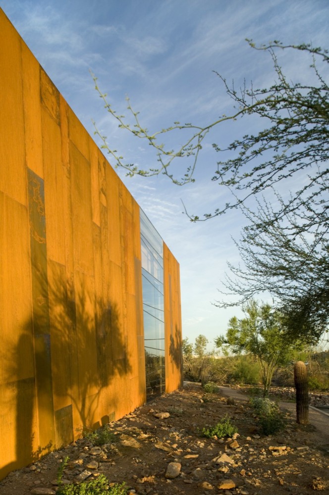Arabian Library / richärd+bauer