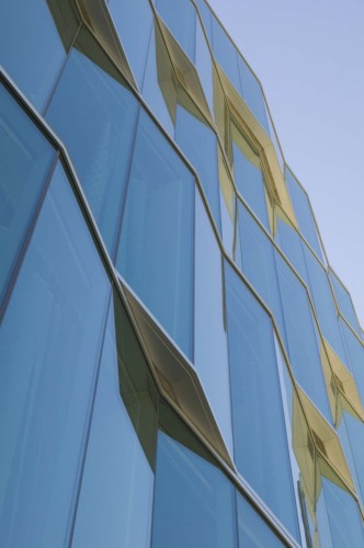 Meinel Optical Sciences Building / richärd+bauer