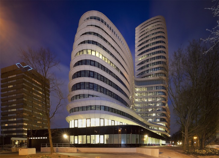 EEA + Tax Office / UNStudio