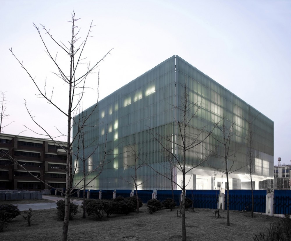 Zhengdong District Urban Planning Exhibition Hall / AZL architects