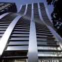 De Beers Ginza Building / Jun Mitsui & Associates Architects De Beers Ginza Building / Jun Mitsui & Associates Architects © Naoomi Kurozumi