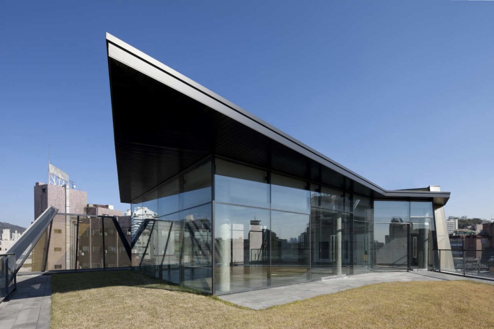 The Yellow Diamond / Jun Mitsui & Associates Architects + Unsangdong Architects