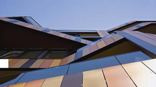Video: Lace Apartments / OFIS Arhitekti