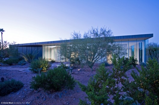 Desert House / Circle West Architects