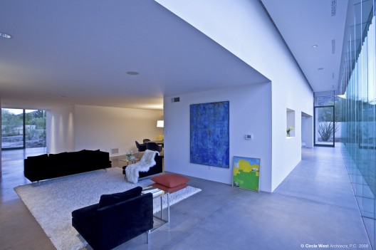Desert House / Circle West Architects
