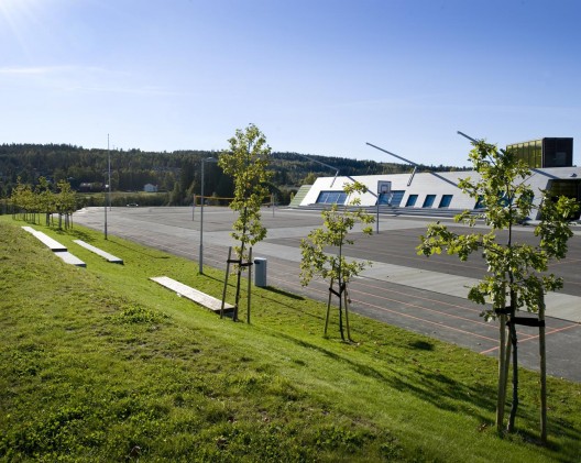 Gjerdrum High School / Østengen & Bergo AS