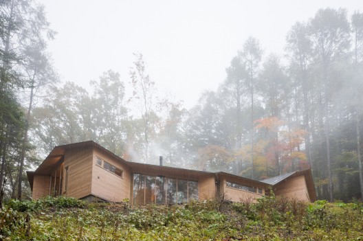 Inbetween House / Koji Tsutsui Architect & Associates
