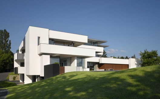 Oberen Berg House / Alexander Brenner