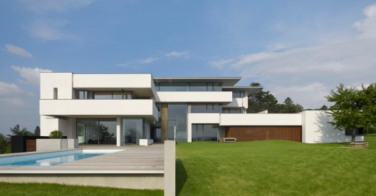 Oberen Berg House / Alexander Brenner