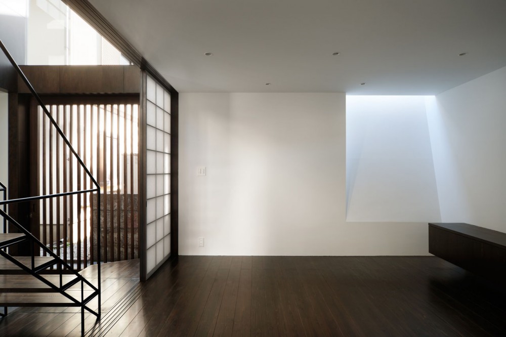 House in Utsunomiya / Soeda and Architects