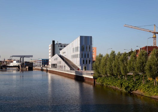 NBHW Fire Station / LIAG Architects