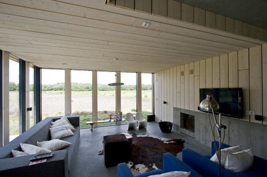 The Chimney House / Onix