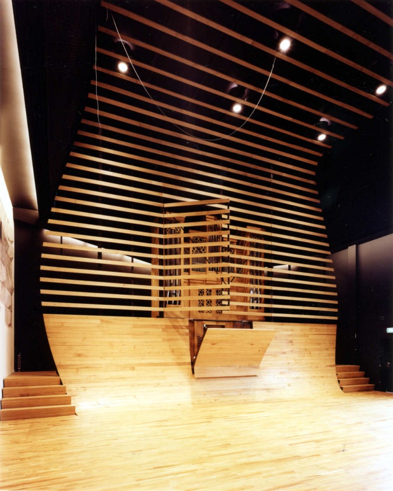 School of Music Auditorium / Onix