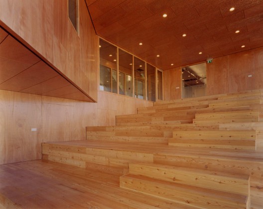 Child Welfare Council Office / Onix