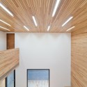 Concrete Slit House / AZL architects