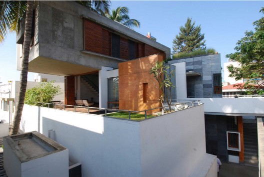 Stacked House Renovation / Architecture Paradigm