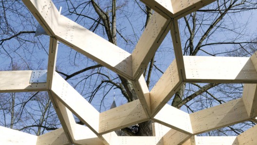 Treehugger / Holger Hoffmann, One Fine Day
