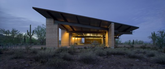 The Gateway to the McDowell Sonoran Preserve / Weddle Gilmore Black Rock Studio