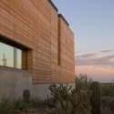 The Gateway to the McDowell Sonoran Preserve / Weddle Gilmore Black Rock Studio The Gateway to the McDowell Sonoran Preserve / Weddle Gilmore Black Rock Studio © Bill Timmerman