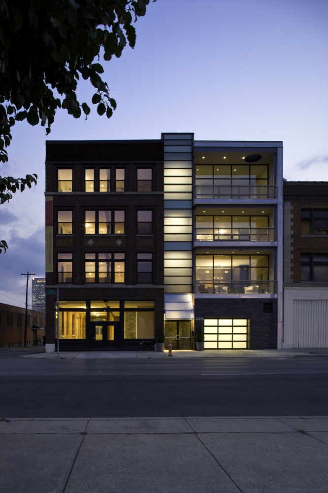 225 North Fourth Lofts / Jonathan Barnes Architecture and Design