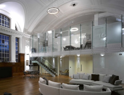 Town Hall Hotel / rare
