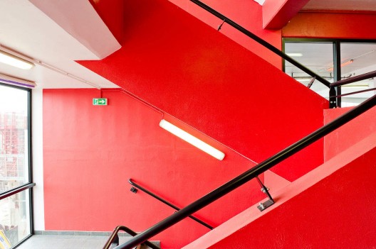 Parking Sucy En Brie / Agence Carbonnet Architectes, IOSIS Infrastructure