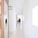 Little House With A Curve / Studio Velocity Little House With A Curve / Studio Velocity © Kentaro Kurihara