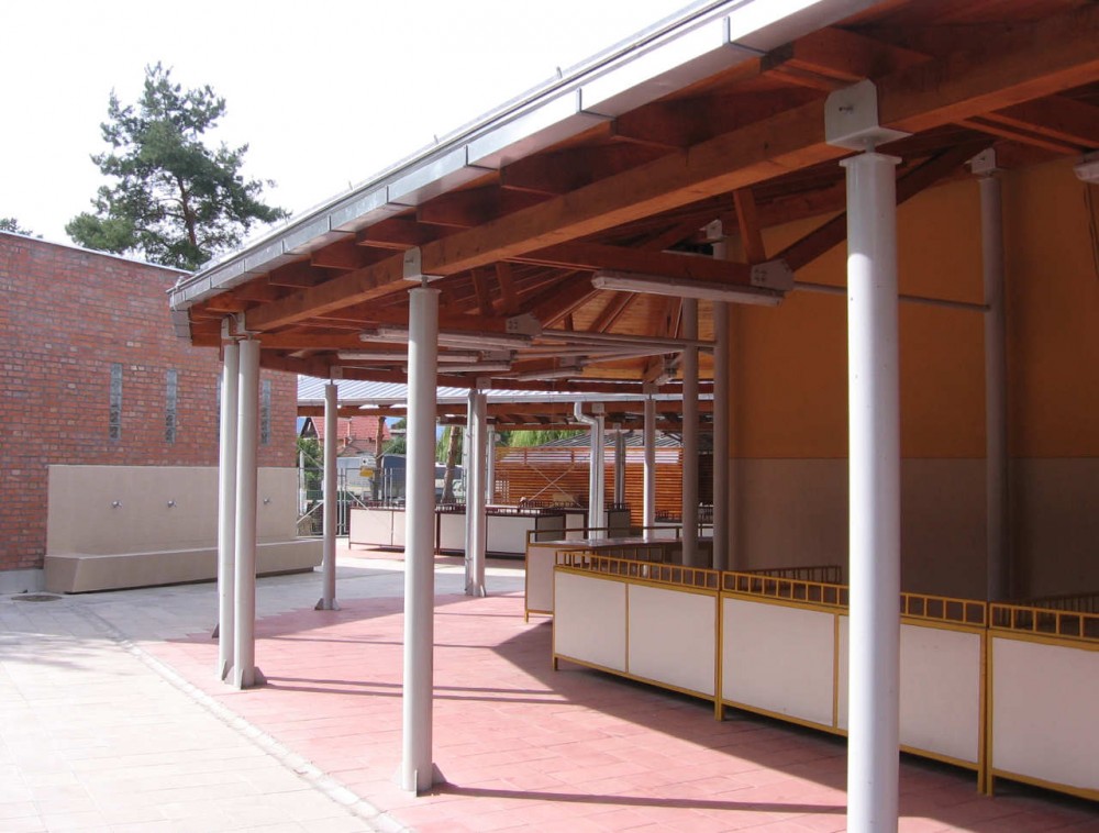 Refurbished Market In Serbia / Mirjana Berkeš & Ana Kovencz-Vujić