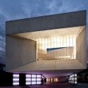Almonte Theatre In Huelva / Donaire Arquitectos © Javier